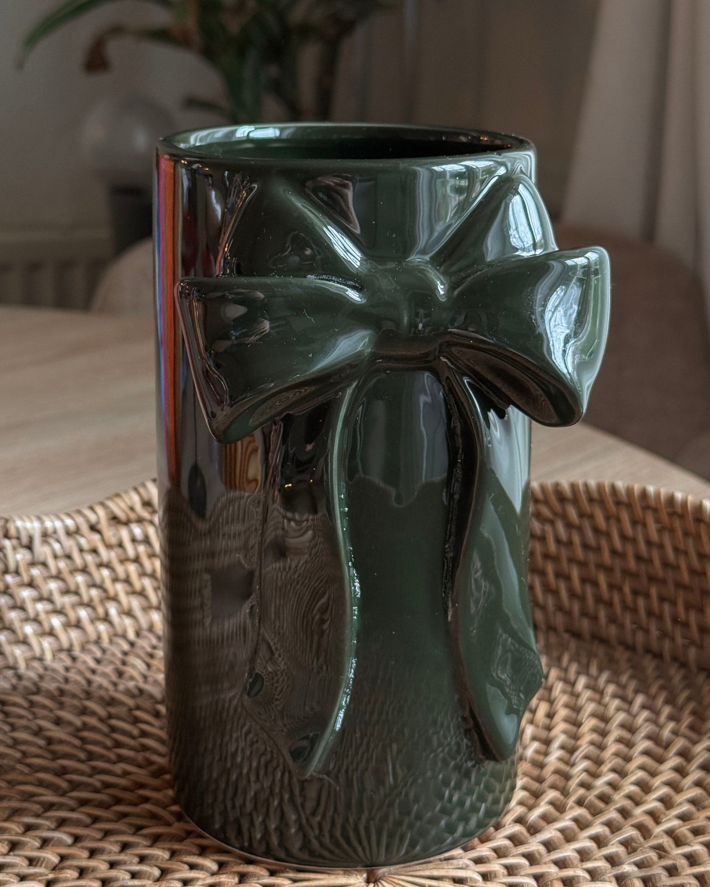 Vaas met strik-detail – keramiek, 18.5 cm